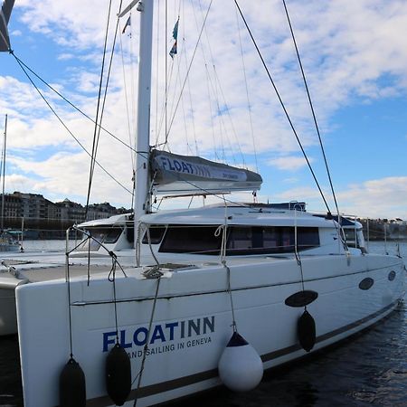 Floatinn Boat-Bnb Женева Екстериор снимка